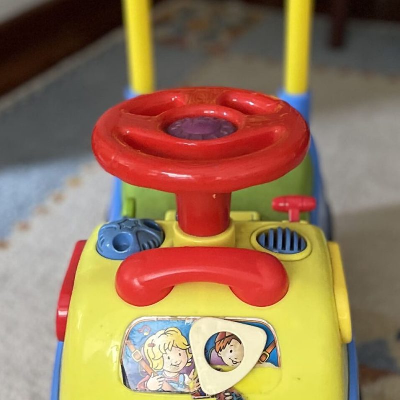Brinquedo de passeio carro andador Kiddieland