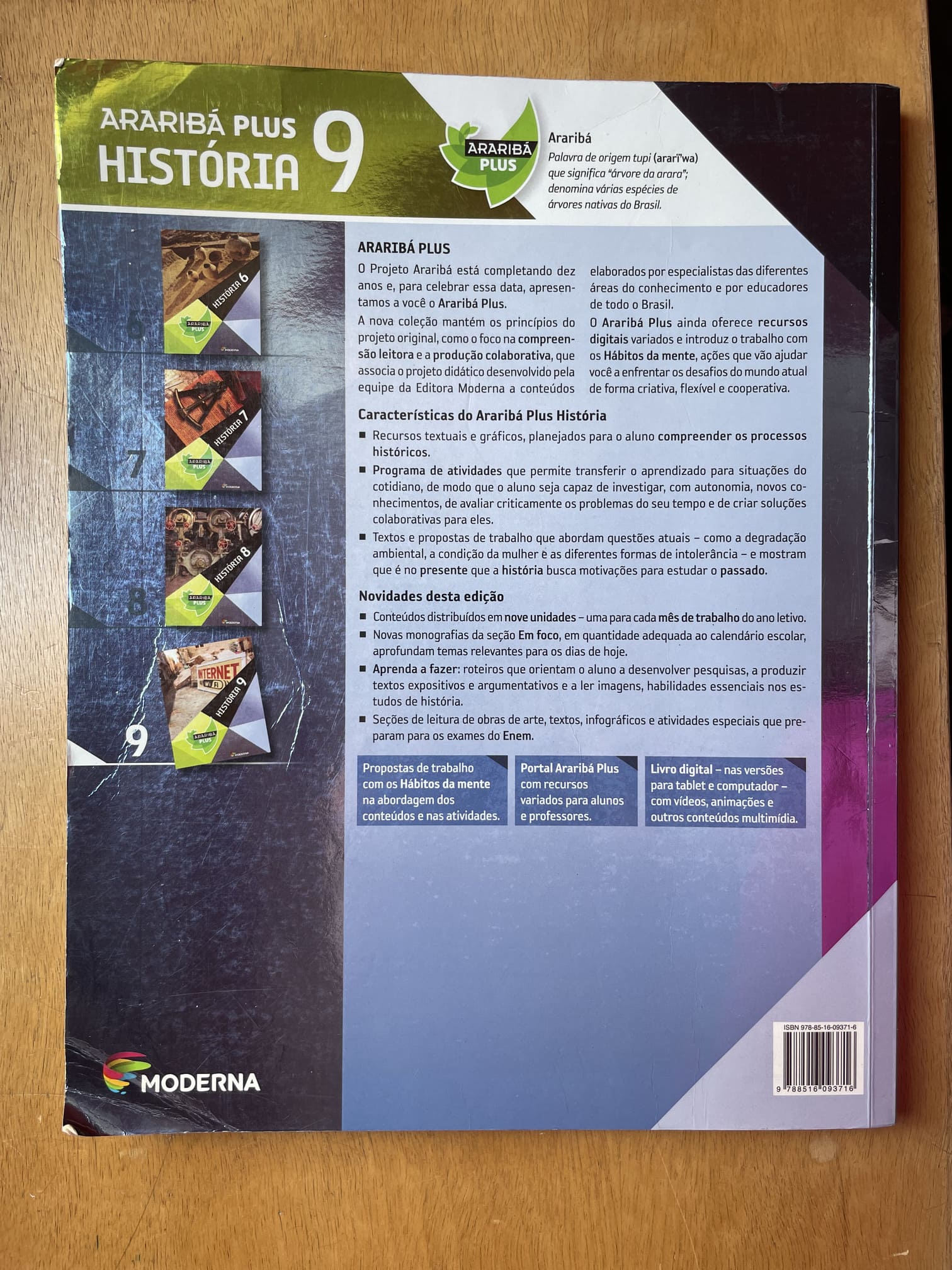 História - Coleção Projeto Araribá Plus - 9o Ano - Moderna